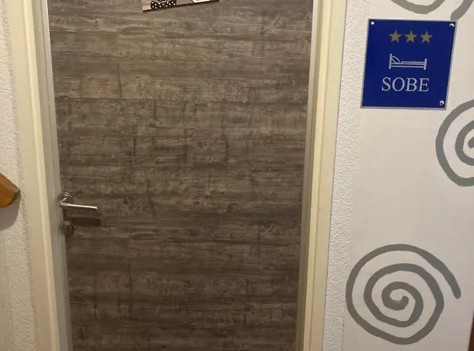 Dragazzo Apartamento Trogir